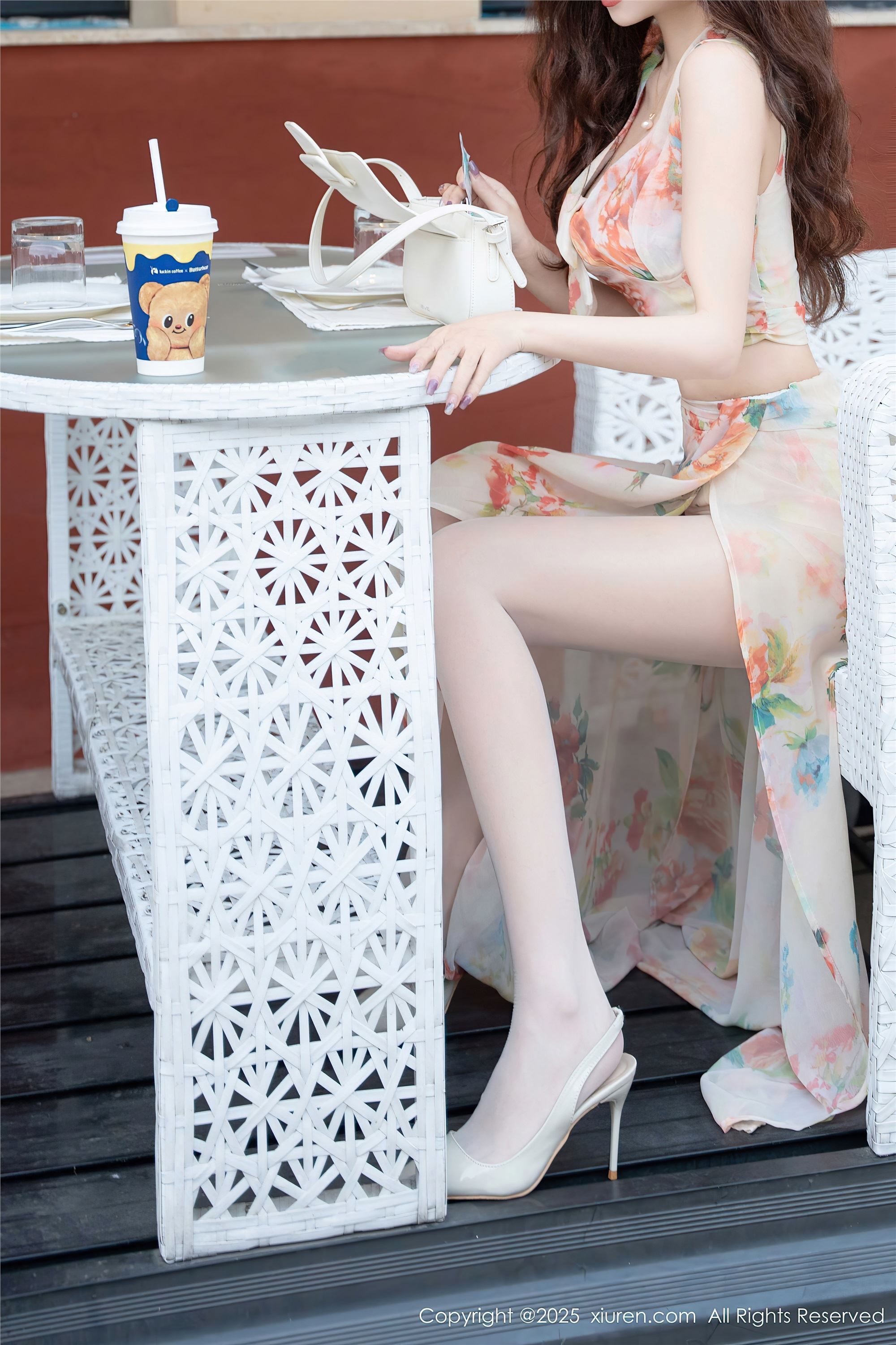 Xiuren秀人网 2025.01.21 NO.9792 拍黄瓜girl